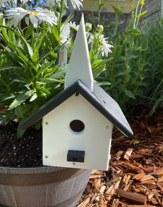Outdoor | Poly Bird Feeders & Houses | Wren Church House