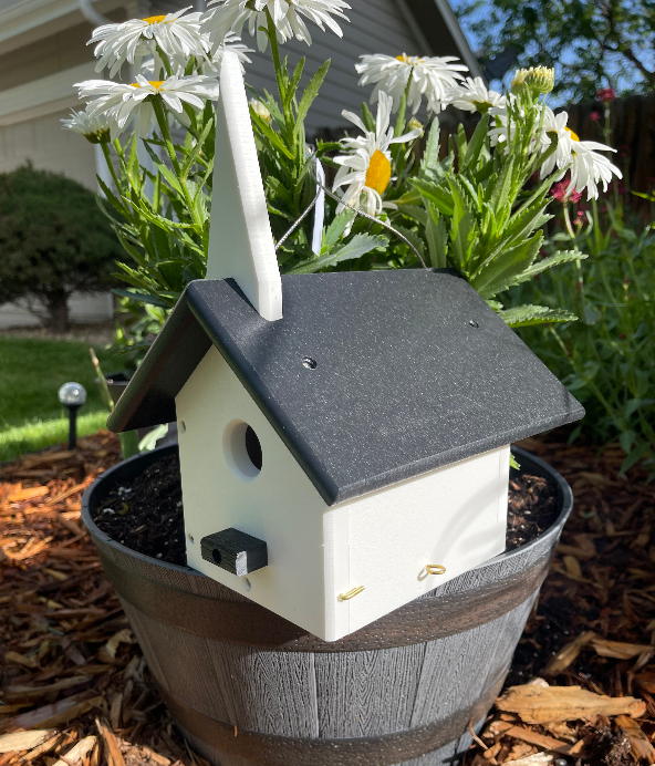 Outdoor | Poly Bird Feeders & Houses | Wren Church House